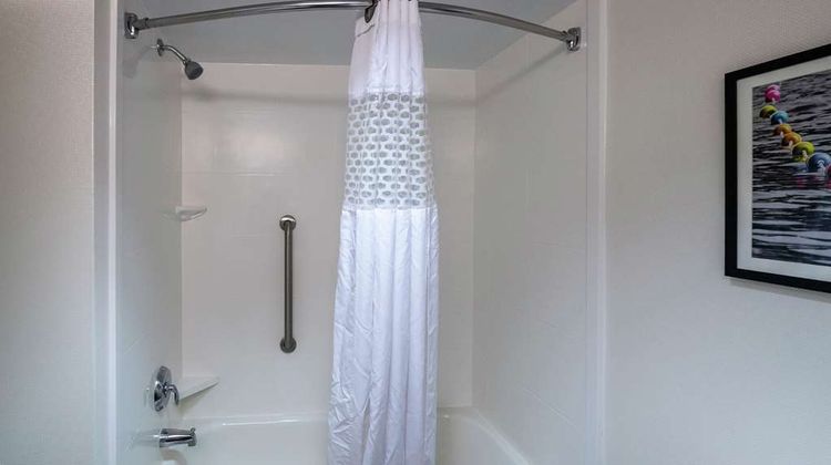 Hampton Inn by Hilton Gainesville Room