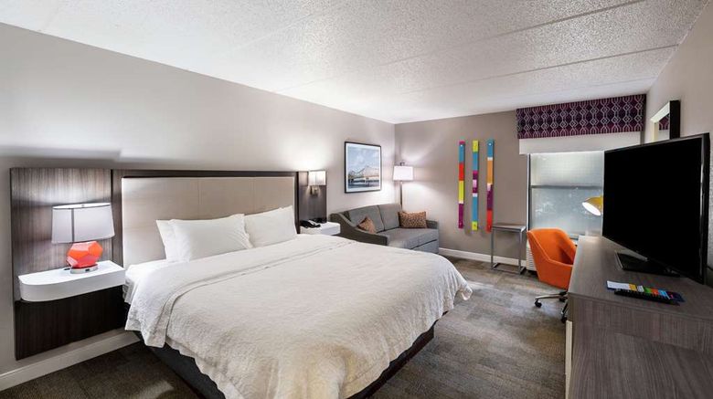 <b>Hampton Inn by Hilton Gainesville Room</b>. Images powered by <a href="https://iceportal.shijigroup.com/" title="IcePortal" target="_blank">IcePortal</a>.