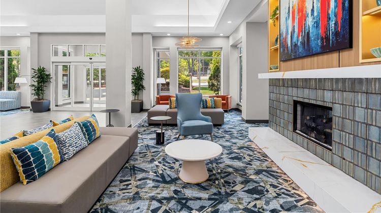 Hilton Garden Inn Gainesville Lobby