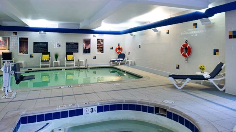 <b>Hampton Inn Glenwood Springs Pool</b>. Images powered by <a href="https://iceportal.shijigroup.com/" title="IcePortal" target="_blank">IcePortal</a>.