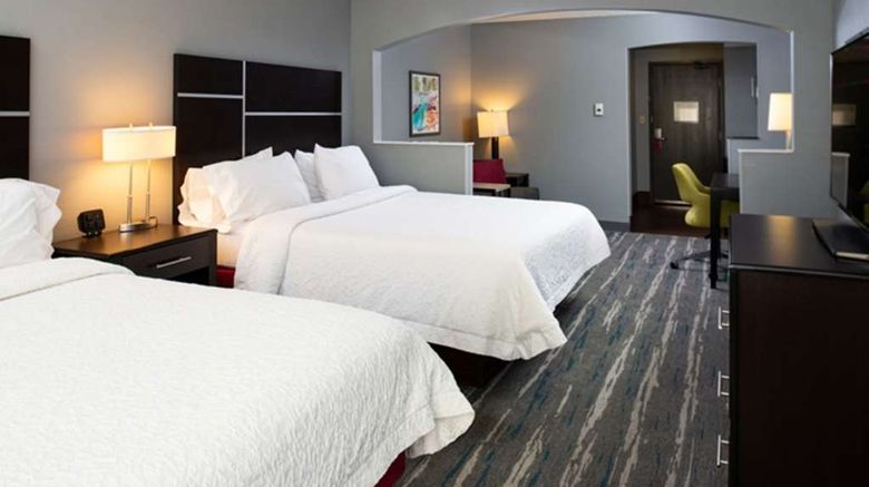 <b>Hampton Inn Glenwood Springs Room</b>. Images powered by <a href="https://iceportal.shijigroup.com/" title="IcePortal" target="_blank">IcePortal</a>.