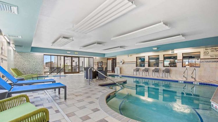 Hampton Inn & Suites Greeley Pool