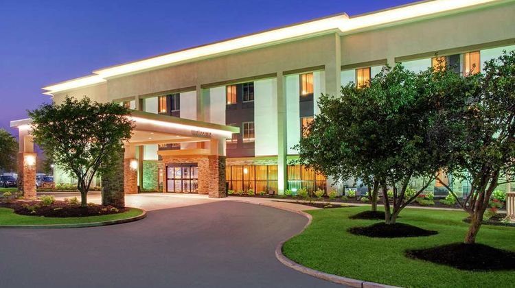 Hampton Inn Merrillville Exterior