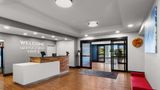 <b>Hampton Inn & Suites Schererville Lobby</b>. Images powered by <a href="https://iceportal.shijigroup.com/" title="IcePortal" target="_blank">IcePortal</a>.