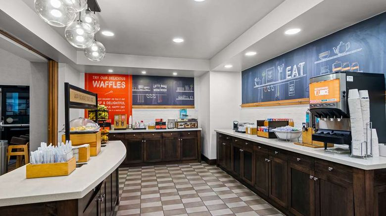 <b>Hampton Inn & Suites Schererville Restaurant</b>. Images powered by <a href="https://iceportal.shijigroup.com/" title="IcePortal" target="_blank">IcePortal</a>.
