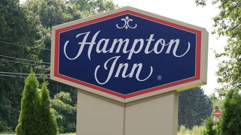 <b>Hampton Inn Hadley Exterior</b>. Images powered by <a href="https://iceportal.shijigroup.com/" title="IcePortal" target="_blank">IcePortal</a>.