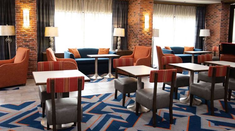 Hampton Inn Hammond Lobby