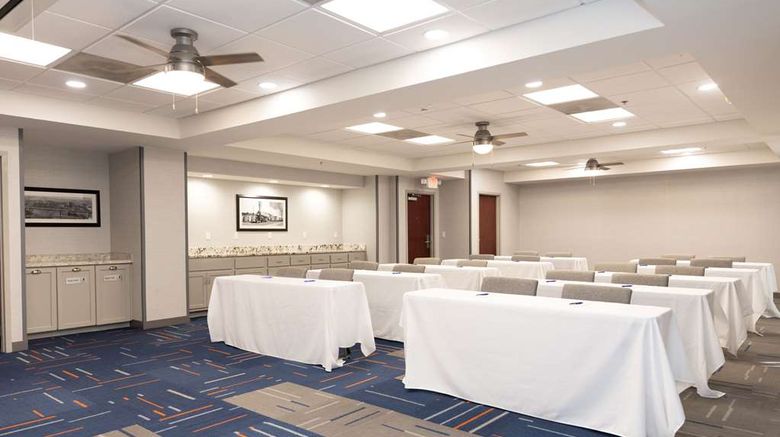 <b>Hampton Inn Hammond Meeting</b>. Images powered by <a href="https://iceportal.shijigroup.com/" title="IcePortal" target="_blank">IcePortal</a>.