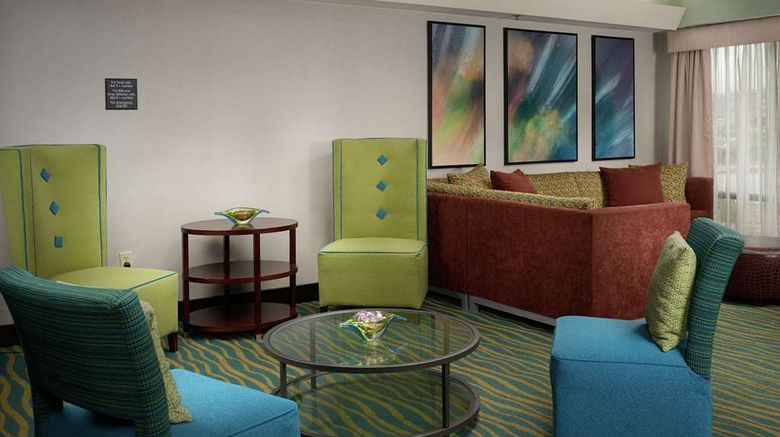<b>Hampton Inn Hanover Lobby</b>. Images powered by <a href="https://iceportal.shijigroup.com/" title="IcePortal" target="_blank">IcePortal</a>.