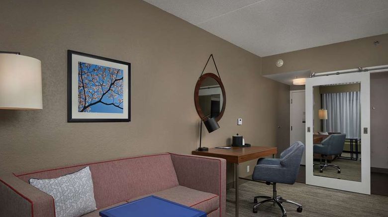 <b>Hampton Inn Hanover Room</b>. Images powered by <a href="https://iceportal.shijigroup.com/" title="IcePortal" target="_blank">IcePortal</a>.