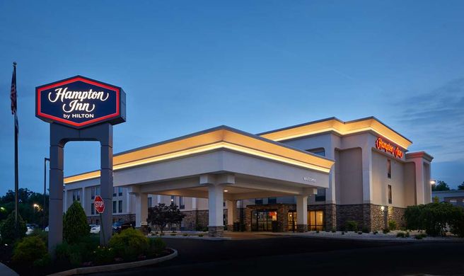 Hampton Inn Hanover Exterior