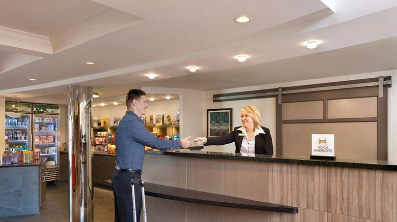 <b>Homewood Suites by Hilton Mechanicsburg Lobby</b>. Images powered by <a href="https://iceportal.shijigroup.com/" title="IcePortal" target="_blank">IcePortal</a>.