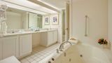 Homewood Suites by Hilton Mechanicsburg Room