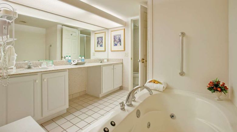 <b>Homewood Suites by Hilton Mechanicsburg Room</b>. Images powered by <a href="https://iceportal.shijigroup.com/" title="IcePortal" target="_blank">IcePortal</a>.