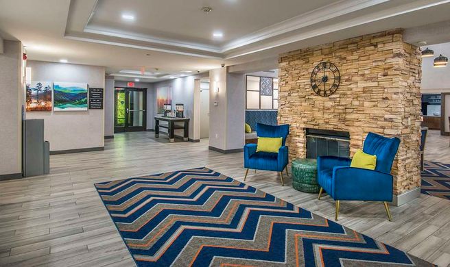 Hampton Inn & Suites Hazard Lobby