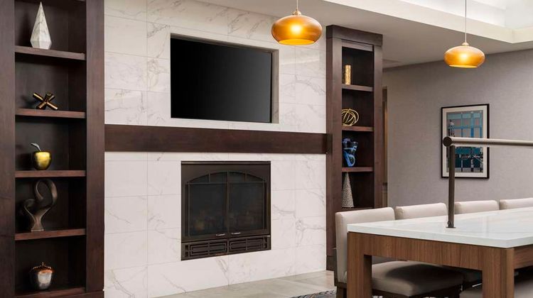Homewood Suites by Hilton Glastonbury Lobby