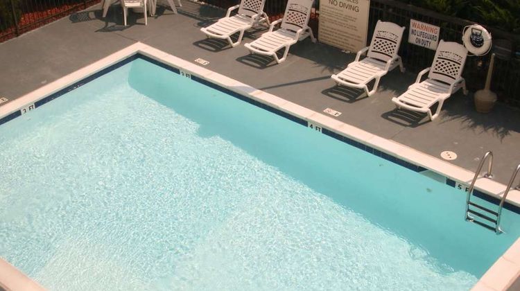Hampton Inn Henderson I-85 Pool