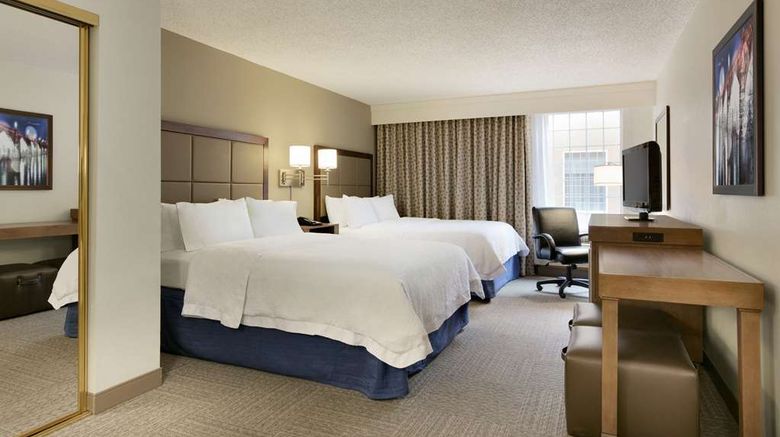 <b>Hampton Inn & Suites Hershey Room</b>. Images powered by <a href="https://iceportal.shijigroup.com/" title="IcePortal" target="_blank">IcePortal</a>.