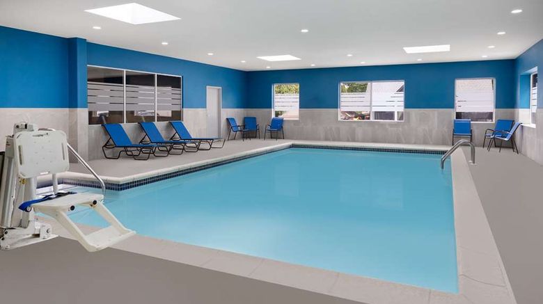 <b>Hampton Inn & Suites Hershey Pool</b>. Images powered by <a href="https://iceportal.shijigroup.com/" title="IcePortal" target="_blank">IcePortal</a>.