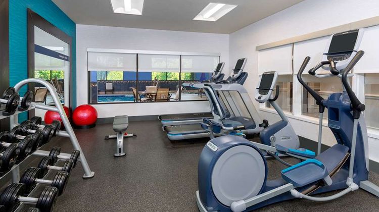 Hampton Inn & Suites Hartford/Farmington Health