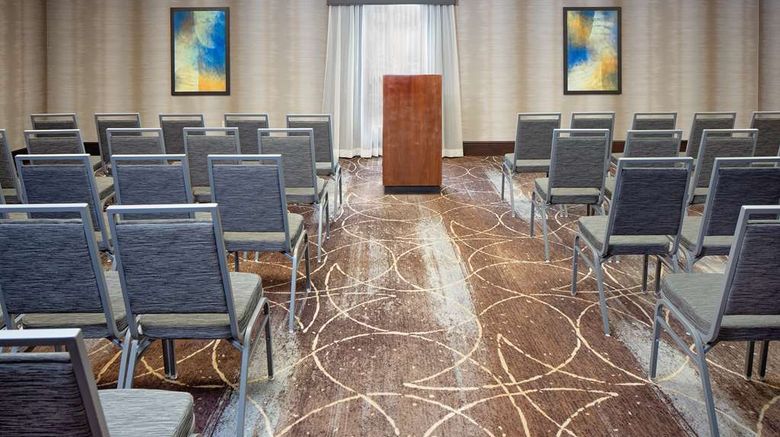 <b>Homewood Suites by Hilton Farmington Meeting</b>. Images powered by <a href="https://iceportal.shijigroup.com/" title="IcePortal" target="_blank">IcePortal</a>.