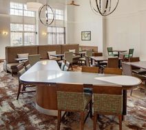 Homewood Suites by Hilton Farmington Lobby
