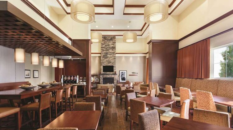 Hampton Inn & Suites Mystic Restaurant