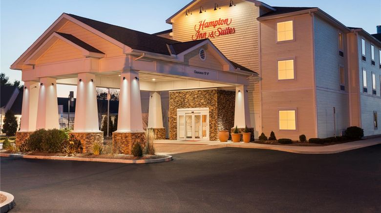 <b>Hampton Inn & Suites Mystic Exterior</b>. Images powered by <a href="https://iceportal.shijigroup.com/" title="IcePortal" target="_blank">IcePortal</a>.