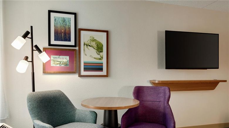 <b>Hampton Inn Hagerstown Room</b>. Images powered by <a href="https://iceportal.shijigroup.com/" title="IcePortal" target="_blank">IcePortal</a>.