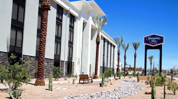 Hampton Inn Lake Havasu City Exterior