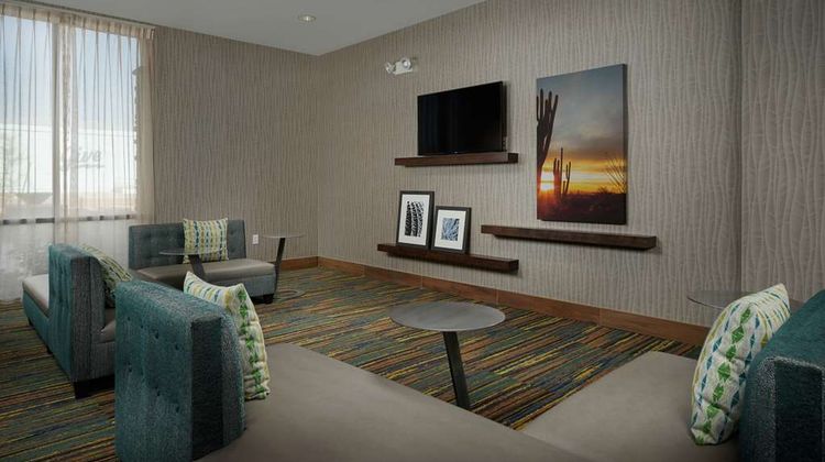 Hampton Inn Lake Havasu City Lobby