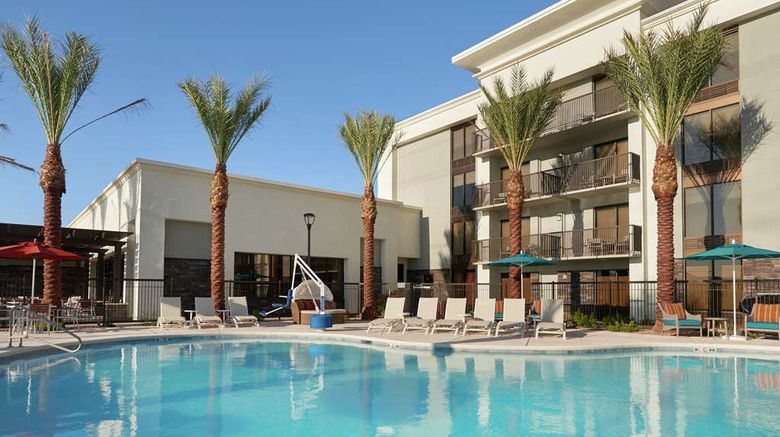 <b>Hampton Inn Lake Havasu City Pool</b>. Images powered by <a href="https://iceportal.shijigroup.com/" title="IcePortal" target="_blank">IcePortal</a>.