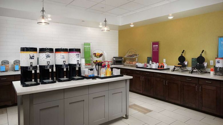<b>Hampton Inn Lake Havasu City Restaurant</b>. Images powered by <a href="https://iceportal.shijigroup.com/" title="IcePortal" target="_blank">IcePortal</a>.