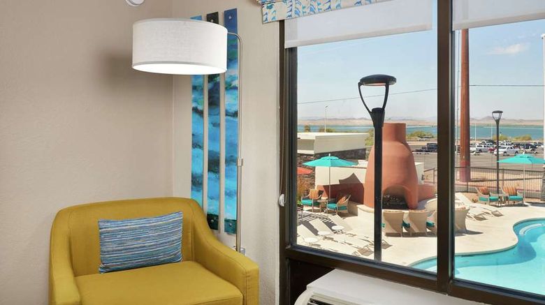 <b>Hampton Inn Lake Havasu City Room</b>. Images powered by <a href="https://iceportal.shijigroup.com/" title="IcePortal" target="_blank">IcePortal</a>.