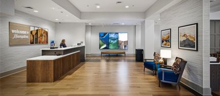 Hampton Inn Lobby