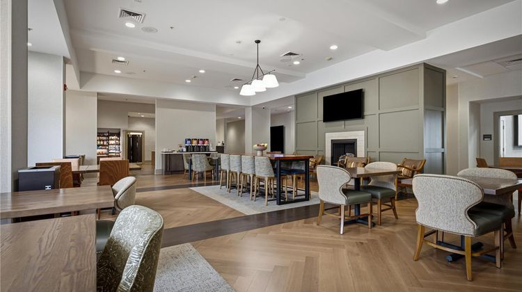 Hampton Inn Lobby
