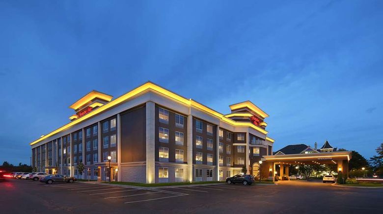 <b>Hampton Inn Holland Exterior</b>. Images powered by <a href="https://iceportal.shijigroup.com/" title="IcePortal" target="_blank">IcePortal</a>.