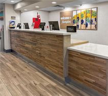 Hampton Inn & Suites Harlingen Lobby