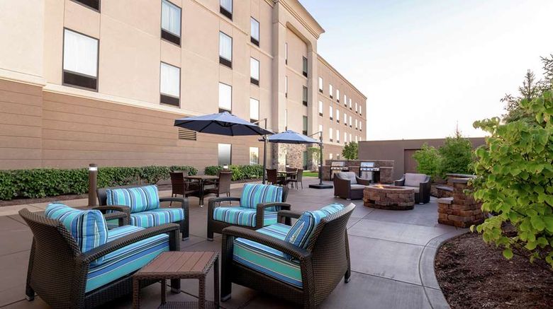 <b>Hampton Inn/Stes Wheeling-The Highlands Exterior</b>. Images powered by <a href="https://iceportal.shijigroup.com/" title="IcePortal" target="_blank">IcePortal</a>.