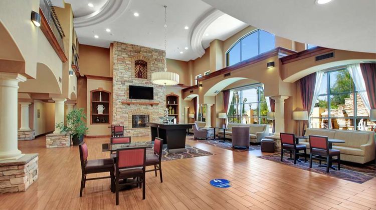Hampton Inn & Suites Hemet Lobby