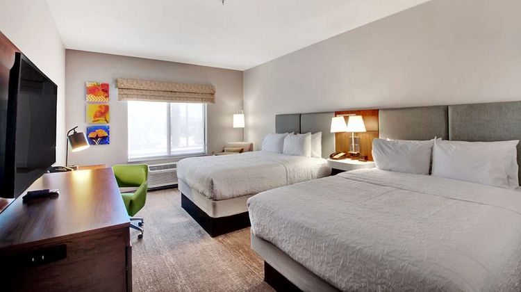 Hampton Inn & Suites Hemet Room