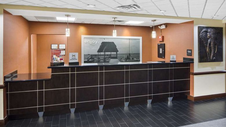 <b>Hampton Inn - Hinesville Lobby</b>. Images powered by <a href="https://iceportal.shijigroup.com/" title="IcePortal" target="_blank">IcePortal</a>.