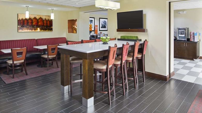 <b>Hampton Inn - Hinesville Restaurant</b>. Images powered by <a href="https://iceportal.shijigroup.com/" title="IcePortal" target="_blank">IcePortal</a>.