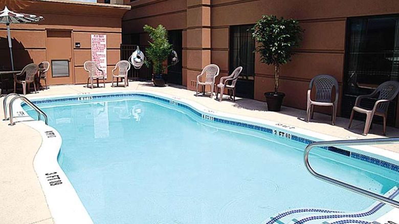 <b>Hampton Inn - Hinesville Pool</b>. Images powered by <a href="https://iceportal.shijigroup.com/" title="IcePortal" target="_blank">IcePortal</a>.