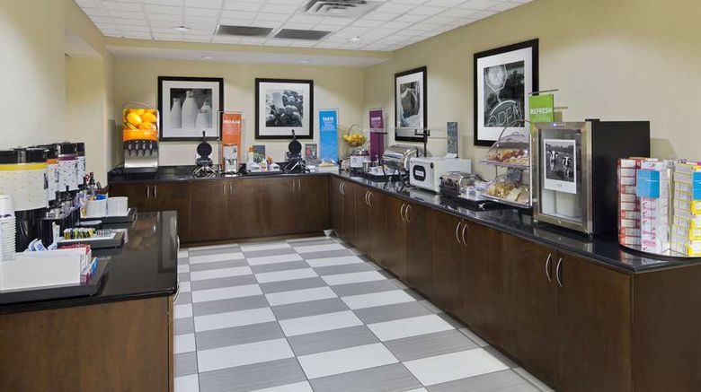 <b>Hampton Inn - Hinesville Restaurant</b>. Images powered by <a href="https://iceportal.shijigroup.com/" title="IcePortal" target="_blank">IcePortal</a>.