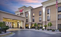 Hampton Inn - Hinesville