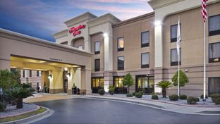 Hampton Inn - Hinesville