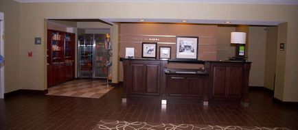 Hampton Inn & Suites Hobbs Lobby