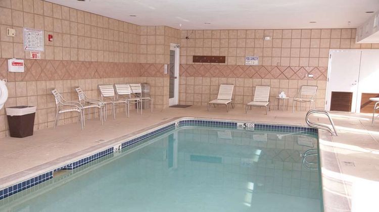 Hampton Inn & Suites Hobbs Pool