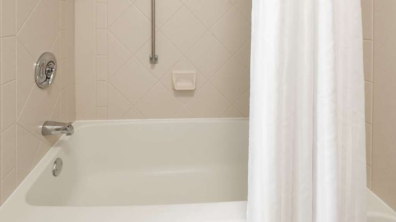 <b>Homewood Suites by Hilton Holyoke Room</b>. Images powered by <a href="https://iceportal.shijigroup.com/" title="IcePortal" target="_blank">IcePortal</a>.